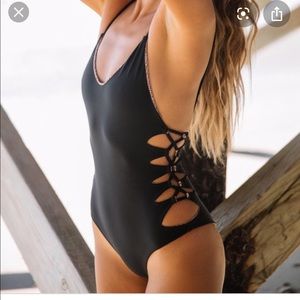 Acacia black Florence